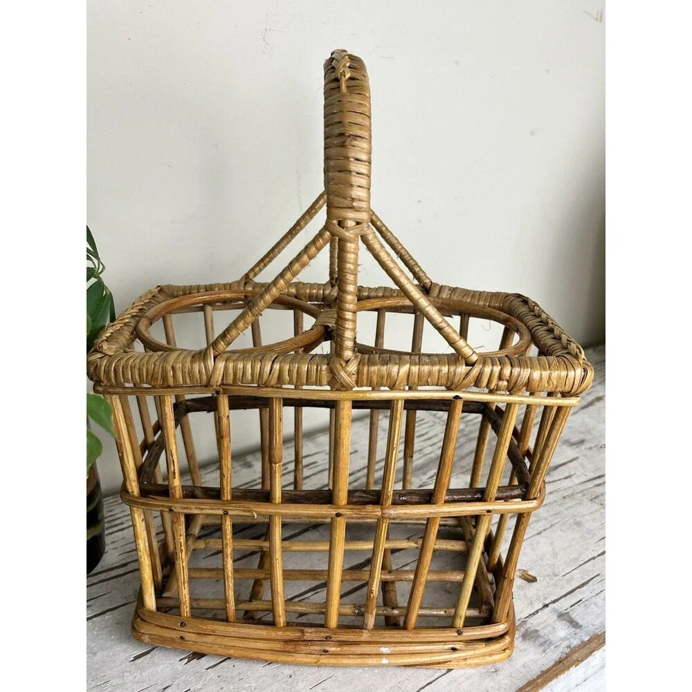 Vintage Bamboo Wicker 2 Bottle Wine Carrier Picnic Caddy Boho Barware Basket